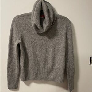 Anne Klein Sport Gray Cashmere Sweater